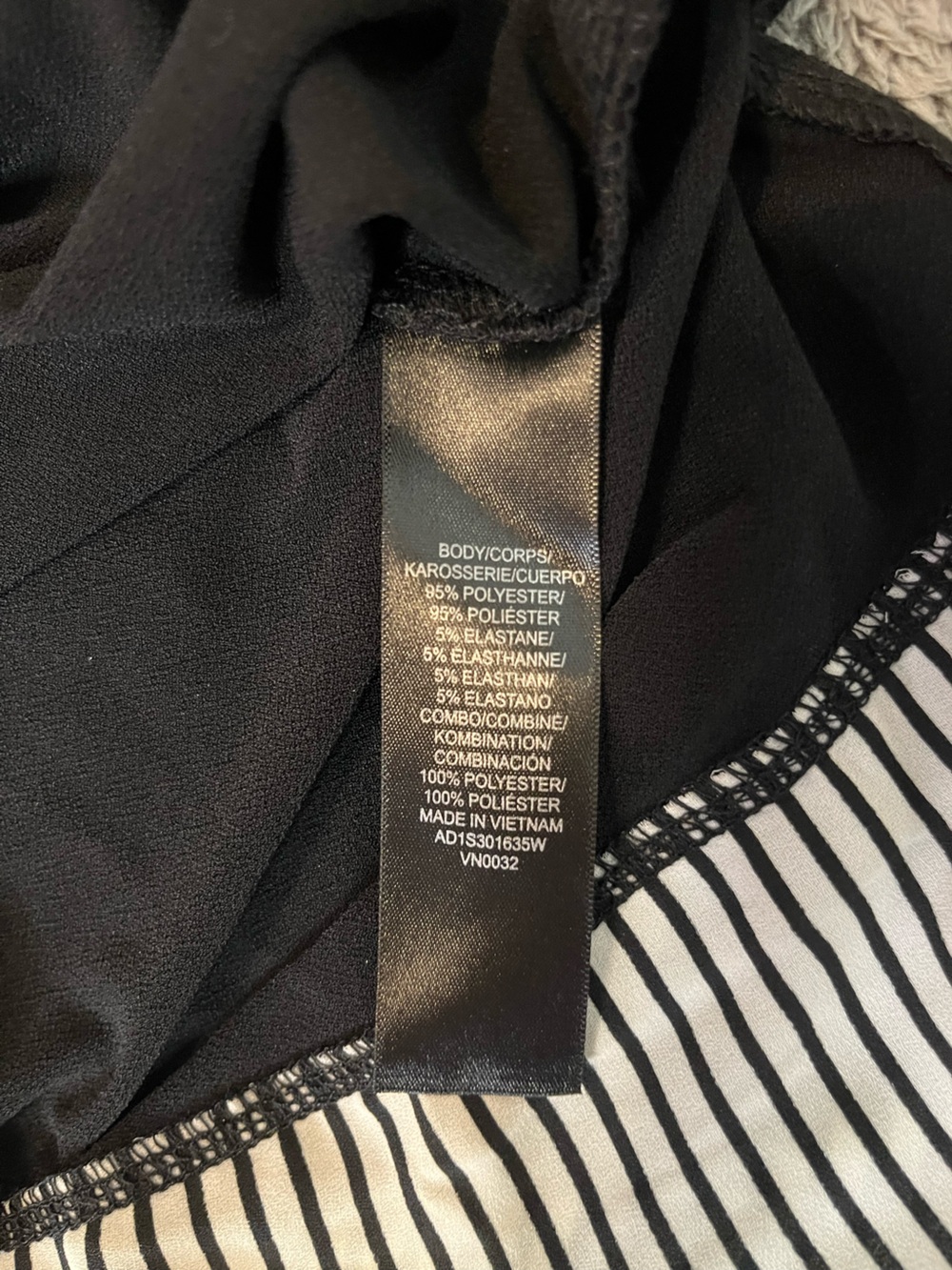 Adrianna Papell Black Layered-Look Short Sleeve Shirt White Pinstriped Collar - Picture 4 of 7